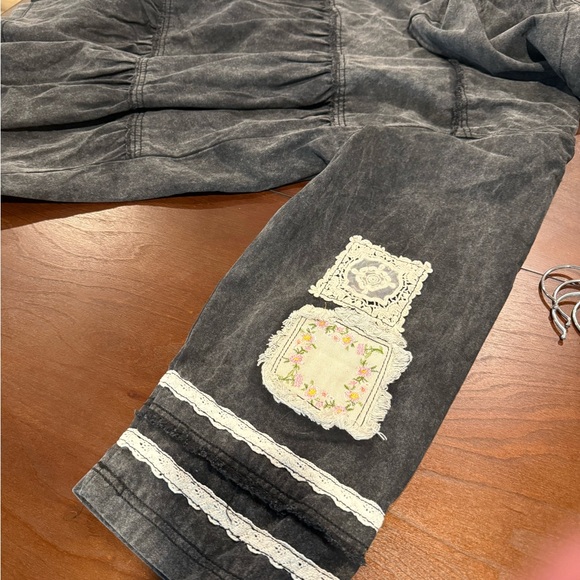 POL Black and Gray Patchwork Jacket
NEW Without Tags - Picture 16 of 16